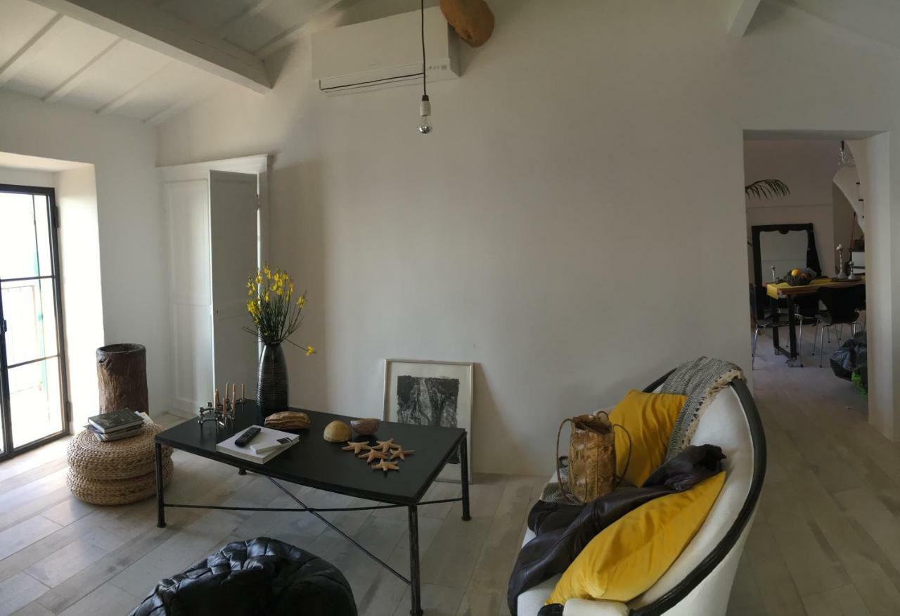 House In Grimaldi. Spectacular View Over The French Riviera! Grimaldi  Extérieur photo
