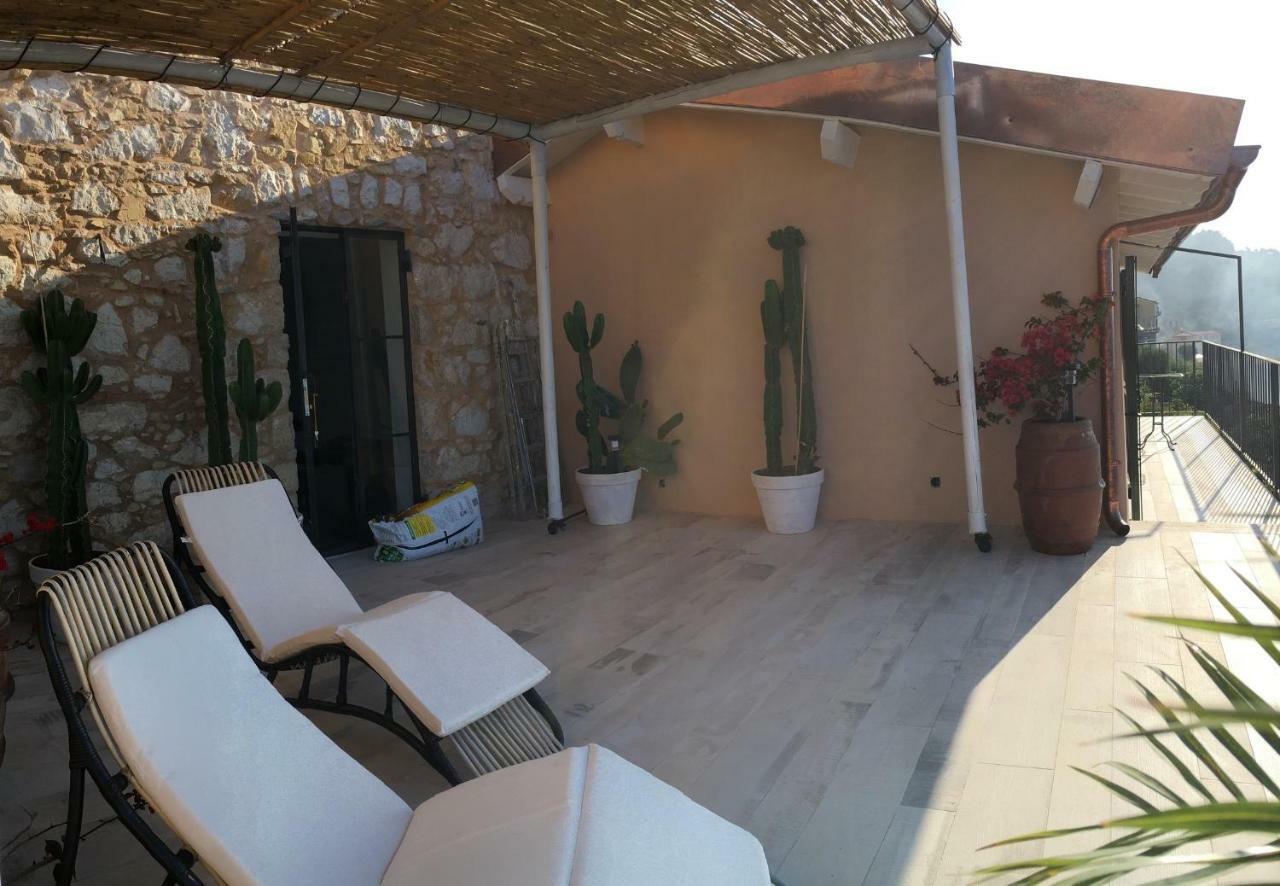 House In Grimaldi. Spectacular View Over The French Riviera! Grimaldi  Extérieur photo